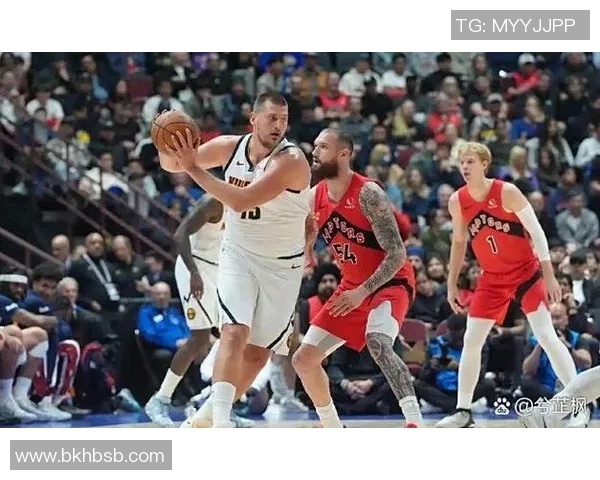 湖人对决掘金激战正酣谁能在季后赛中笑到最后